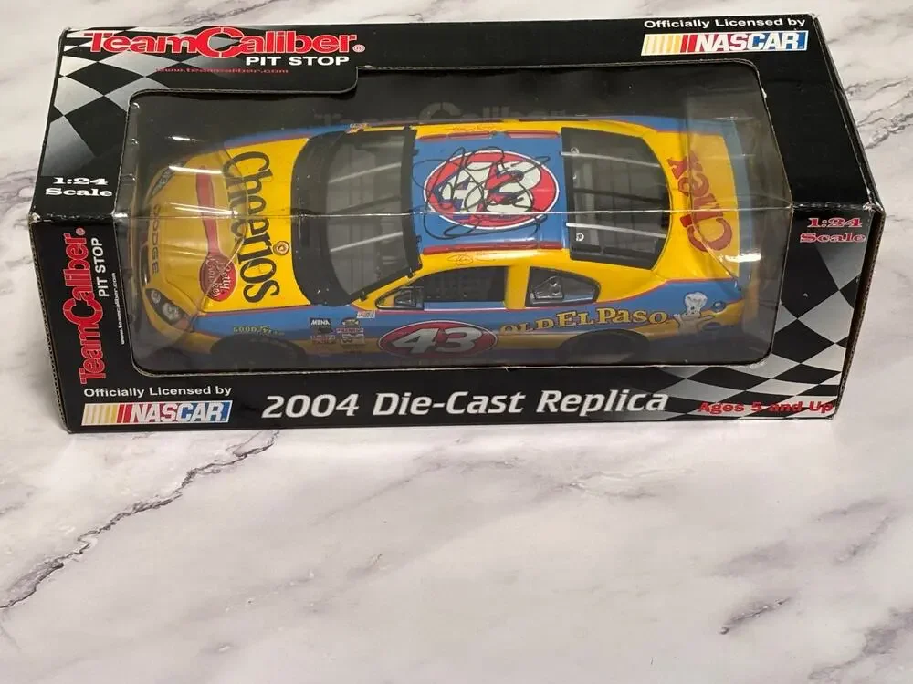 2004 Jeff Green Cheerios 1/24 Team Caliber Pit Stop Nascar Autographed Signed
